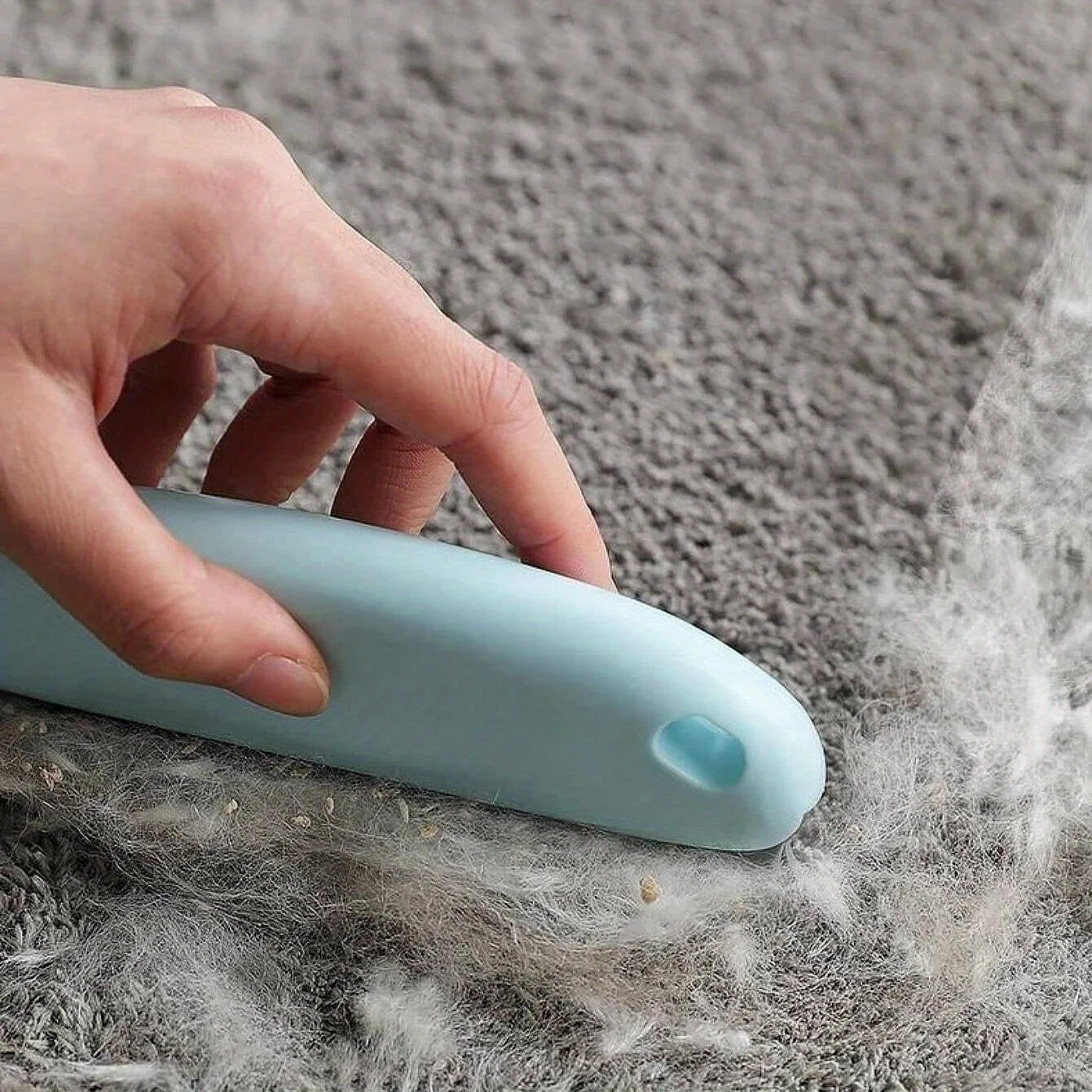 Reusable Pet Hair Remover for Furniture & Carpets | Easy Self-Cleaning Lint Roller