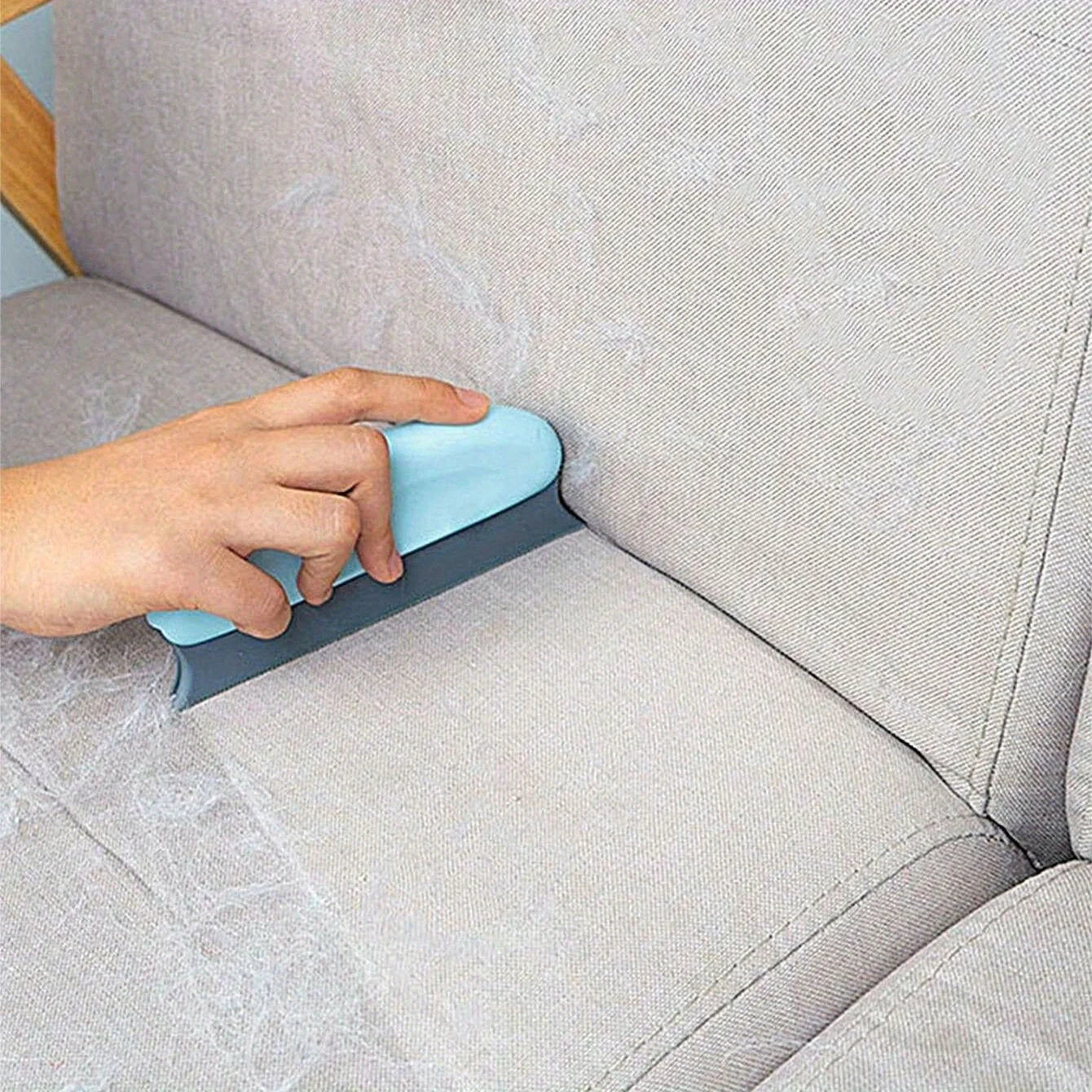 Reusable Pet Hair Remover for Furniture & Carpets | Easy Self-Cleaning Lint Roller