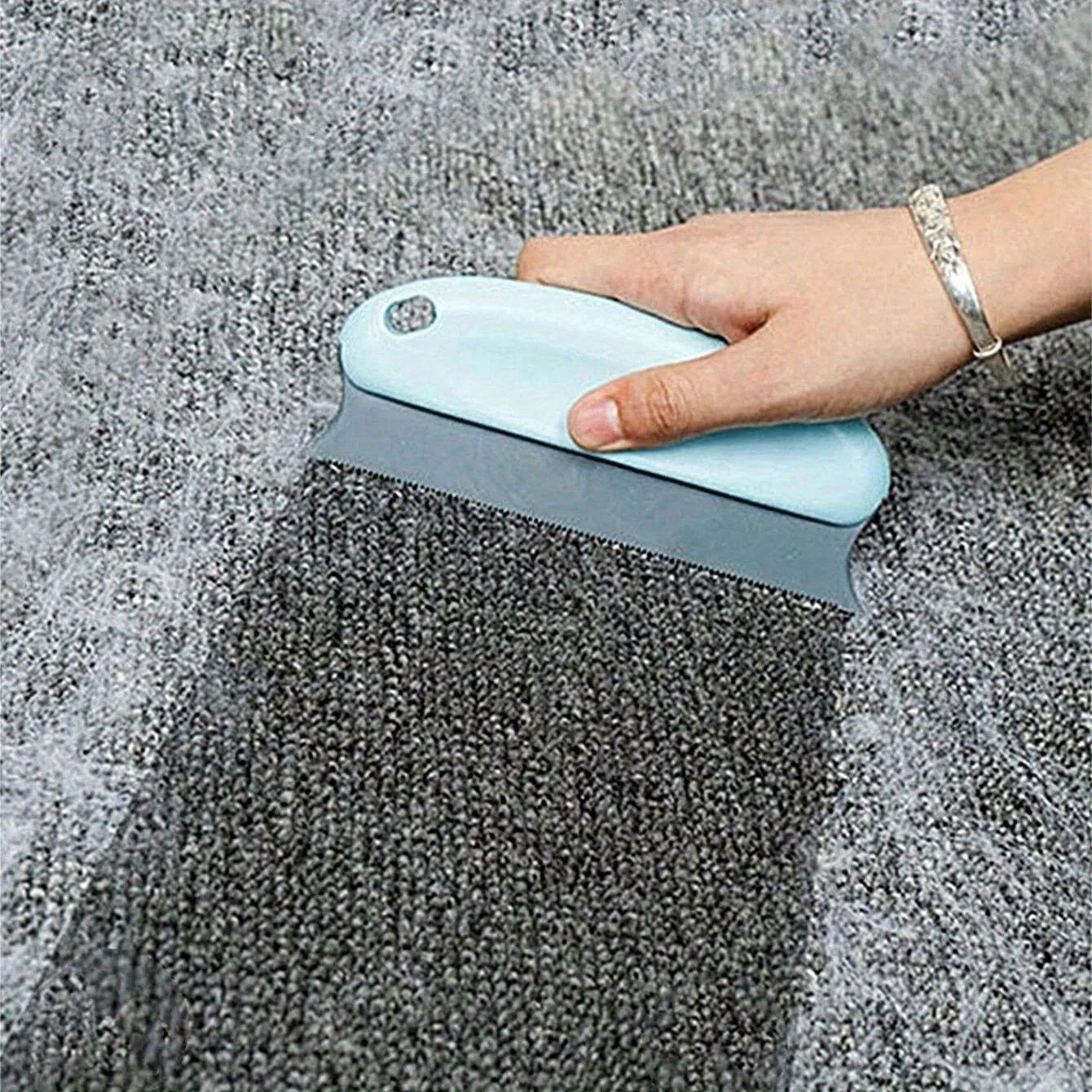 Reusable Pet Hair Remover for Furniture & Carpets | Easy Self-Cleaning Lint Roller